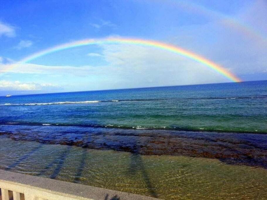 Oceanfront With Aircon-Hear The Waves-Amazing Views-Wifi Lägenhet Lahaina Exteriör bild